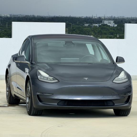 tesla model 3 2018 5YJ3E1EA3JF044969 image tesla model 3 2018 5YJ3E1EA3JF044969 image